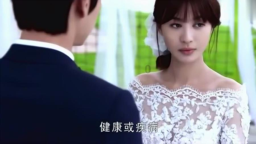 喝了几口，妈撒的尿，这样正常吗？只是她不知道啊游戏画面