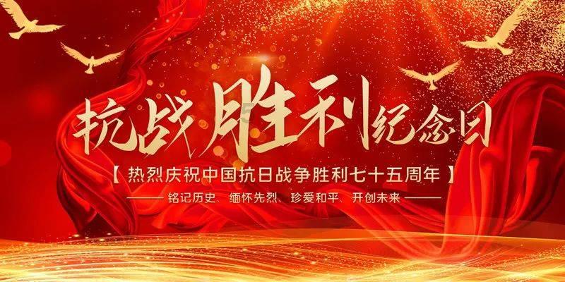 迷路的可爱男孩