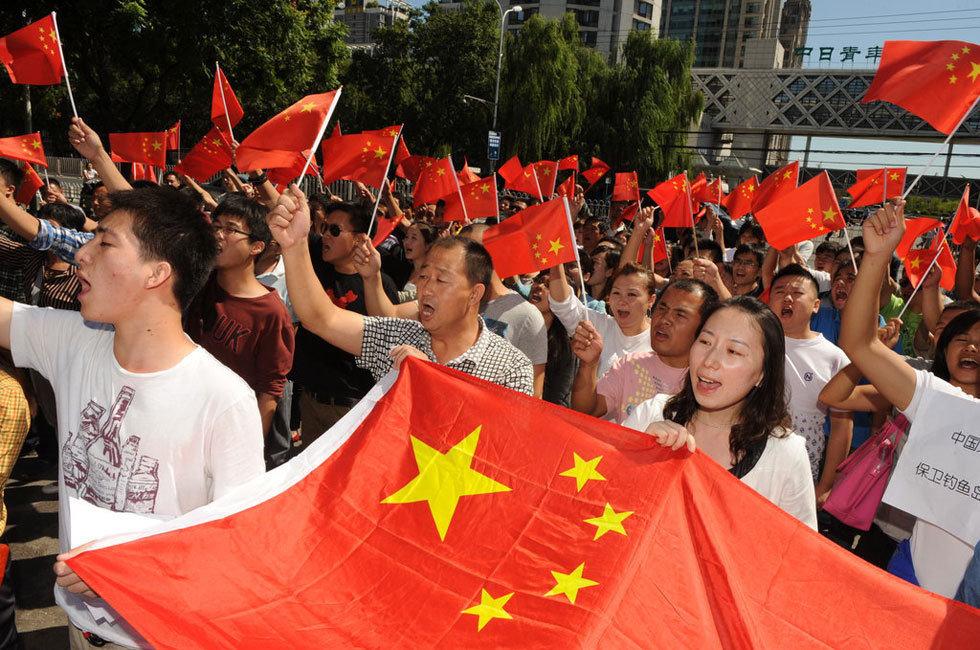 五彩几何塔