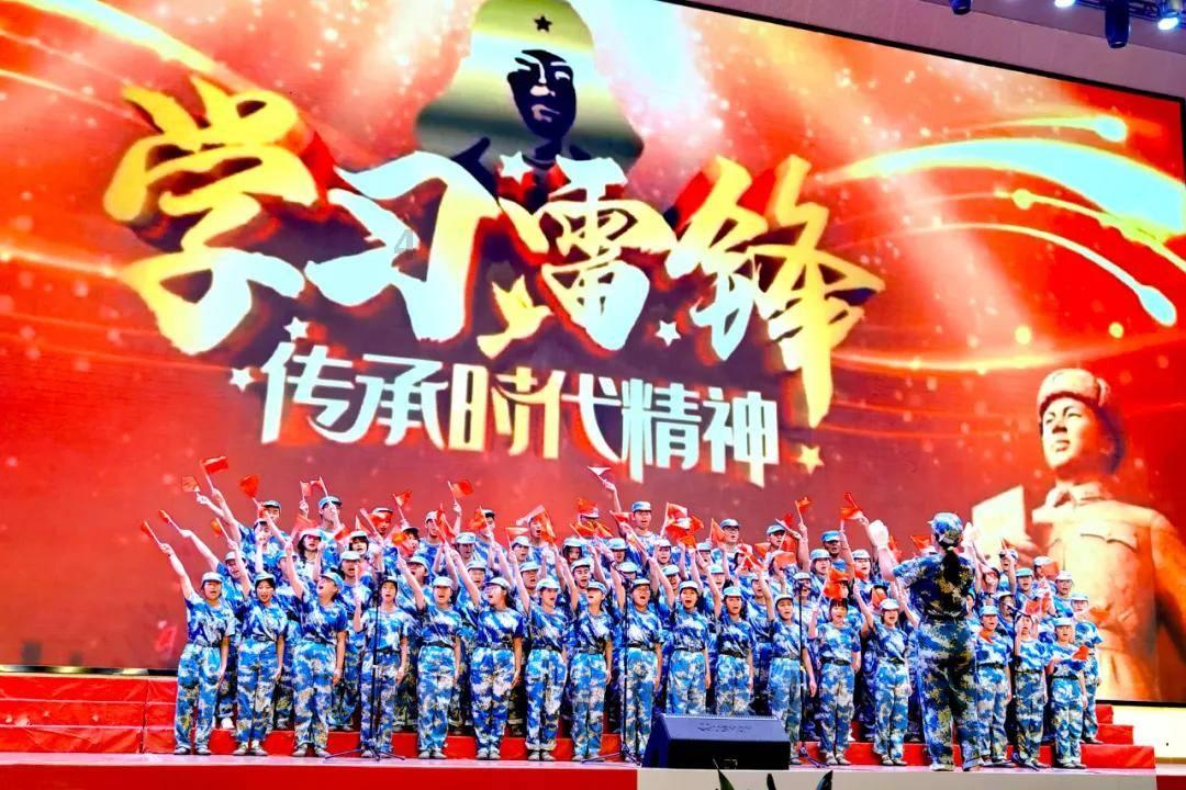 单田芳直言：结婚为报恩是凑合，却为何妻子去世后独守26年不再娶