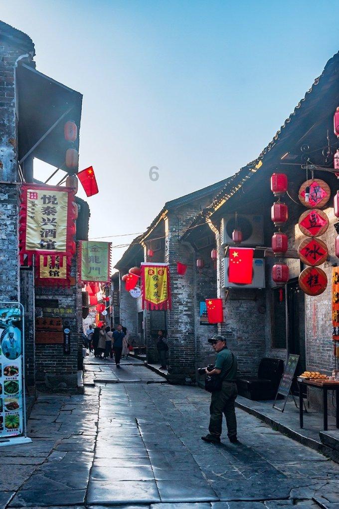 相亲时，要跟相亲对象坦白自己有同居史吗？游戏画面